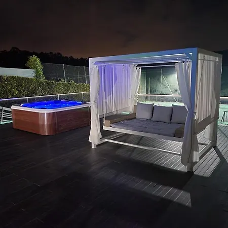 Moura - Pool & Jacuzzi * Póvoa de Lanhoso