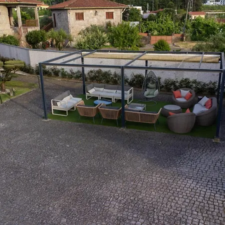 Moura - Pool & Jacuzzi Póvoa de Lanhoso