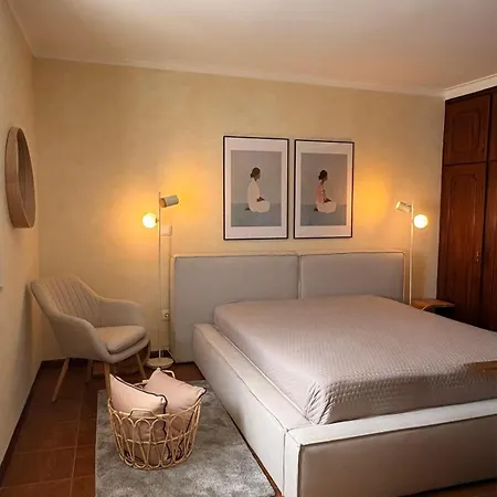 Holiday home Moura - Pool & Jacuzzi Povoa de Lanhoso