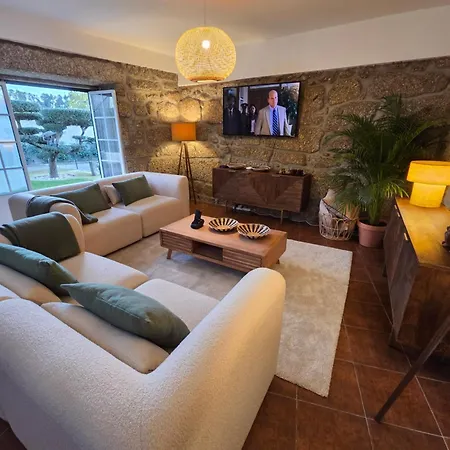 Moura - Pool & Jacuzzi *