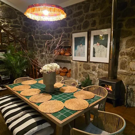 Moura - Pool & Jacuzzi Holiday home Povoa de Lanhoso