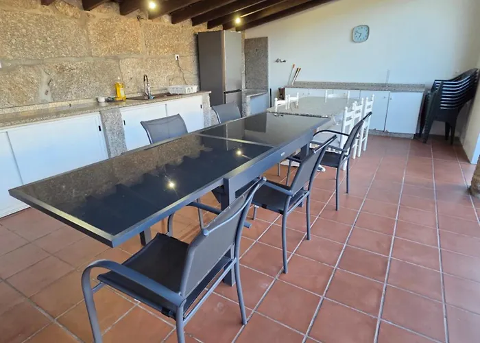 Moura - Pool & Jacuzzi Holiday home Povoa de Lanhoso